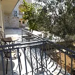 شقة Murter Inn *