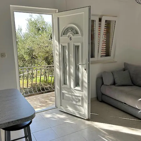 Murter Inn Apartman *