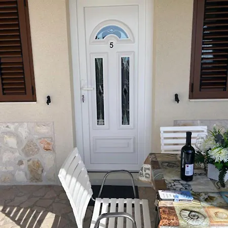 Apartman Murter Inn *