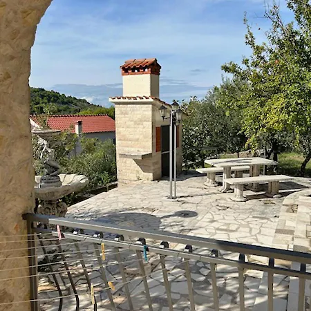 Murter Inn Apartman *