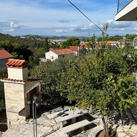 Murter Inn Apartman