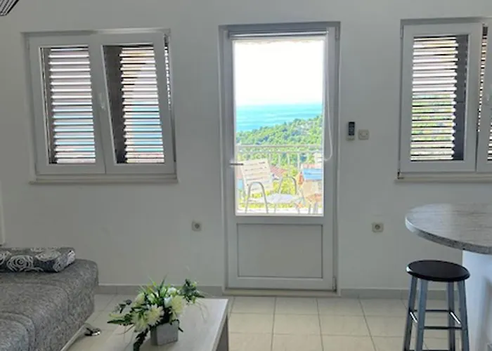 Murter Inn Апартаменты Муртер