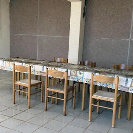 דירה Murter Inn מורטר