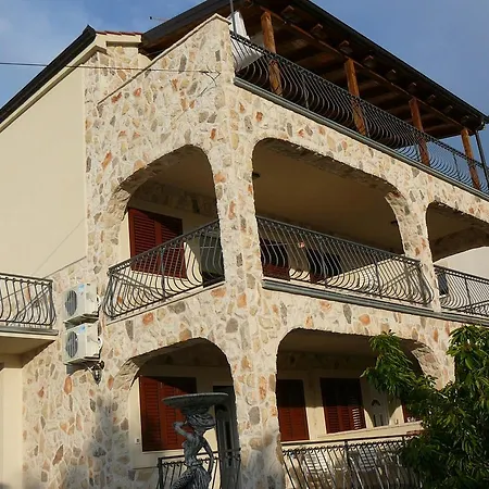 Murter Inn * מורטר