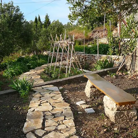 Murter Inn דירה *